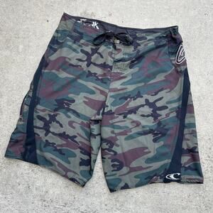 Vintage oneill camo board shorts Size 36